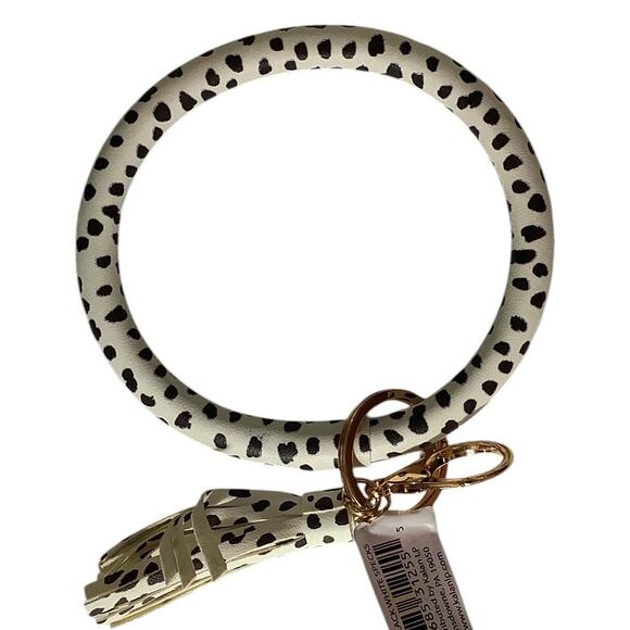 Wristlet Keychain, Black and White Leopard Tassel Bracelet Key Chain, One Size - Picture 2 of 2